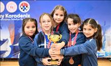 SATRANÇ TURNUVASINDA​ mavigün koleji’ne 10 KUPA